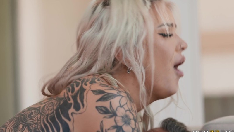 Brazzersexxtra 11-04-24 Nichole Saphir Tattooed Bombshell's Gaping Anal 1080p.